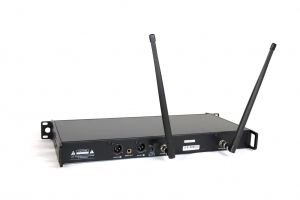 RFIntell QL7R/T1-B 720,500-754,000 МГц 2-канальная радиосистема с 2-мя ручными микрофонами в Жукове
